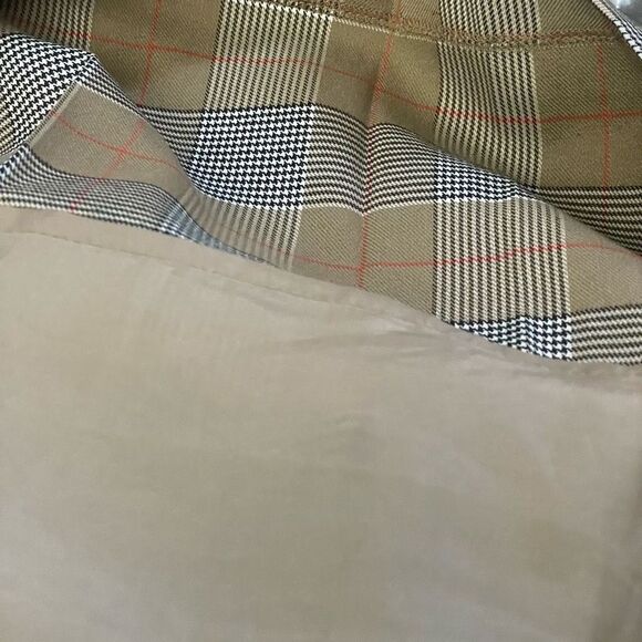 BAGATELLE COLLECTION Designer Inspired Plaid Print, Pleated Skirt, Size L - Picture 5 of 7